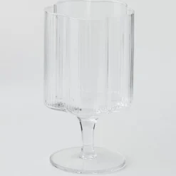 Ribbed Flower Wine Glass